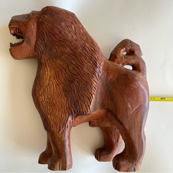Solid Wood Carved Lion - Picture 5 of 5